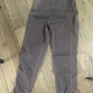 Maaji Activewear - Brown Leggings